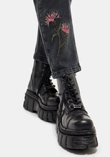 Rosanella Embroidered Denim Mom Jean