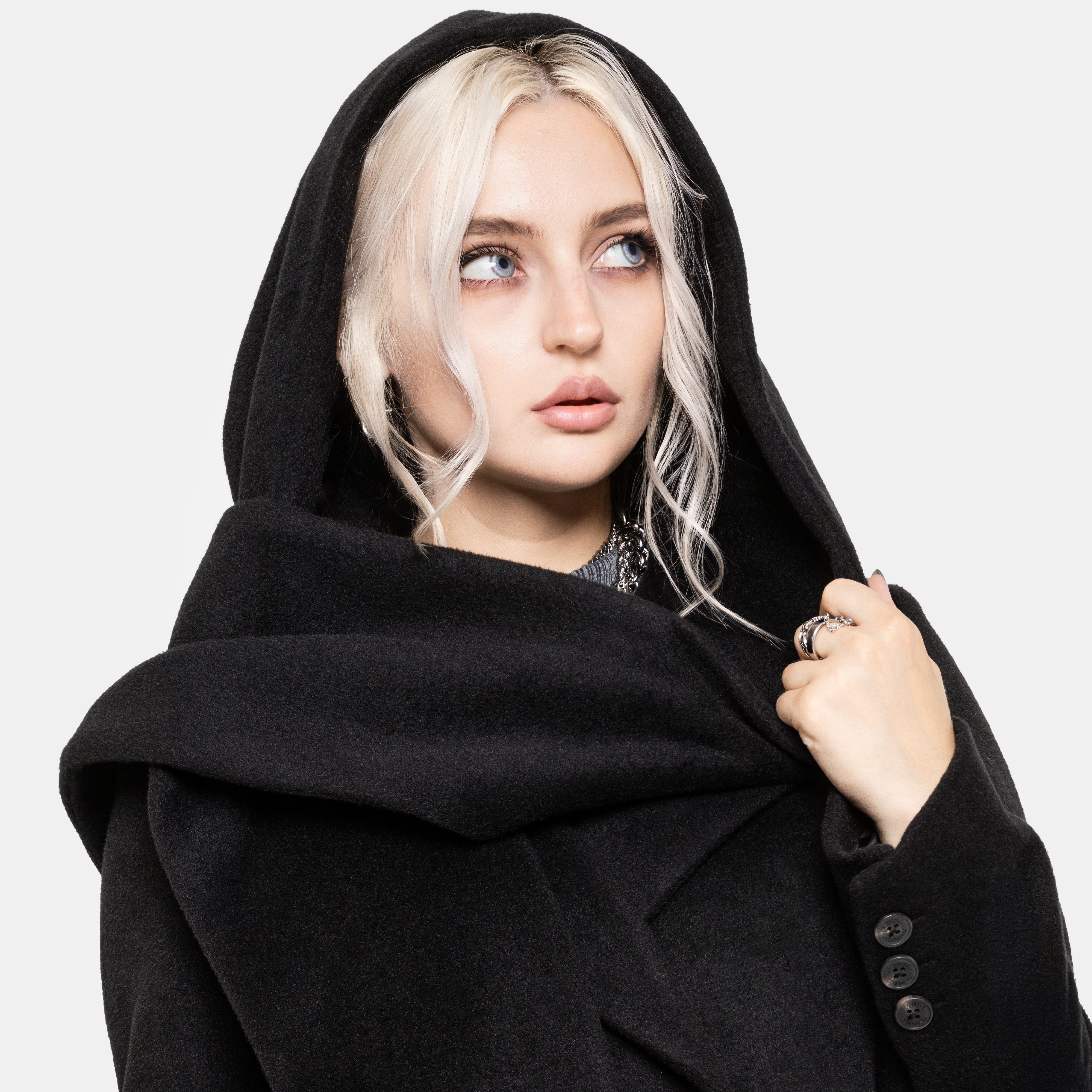 HOODED ELEGANCE