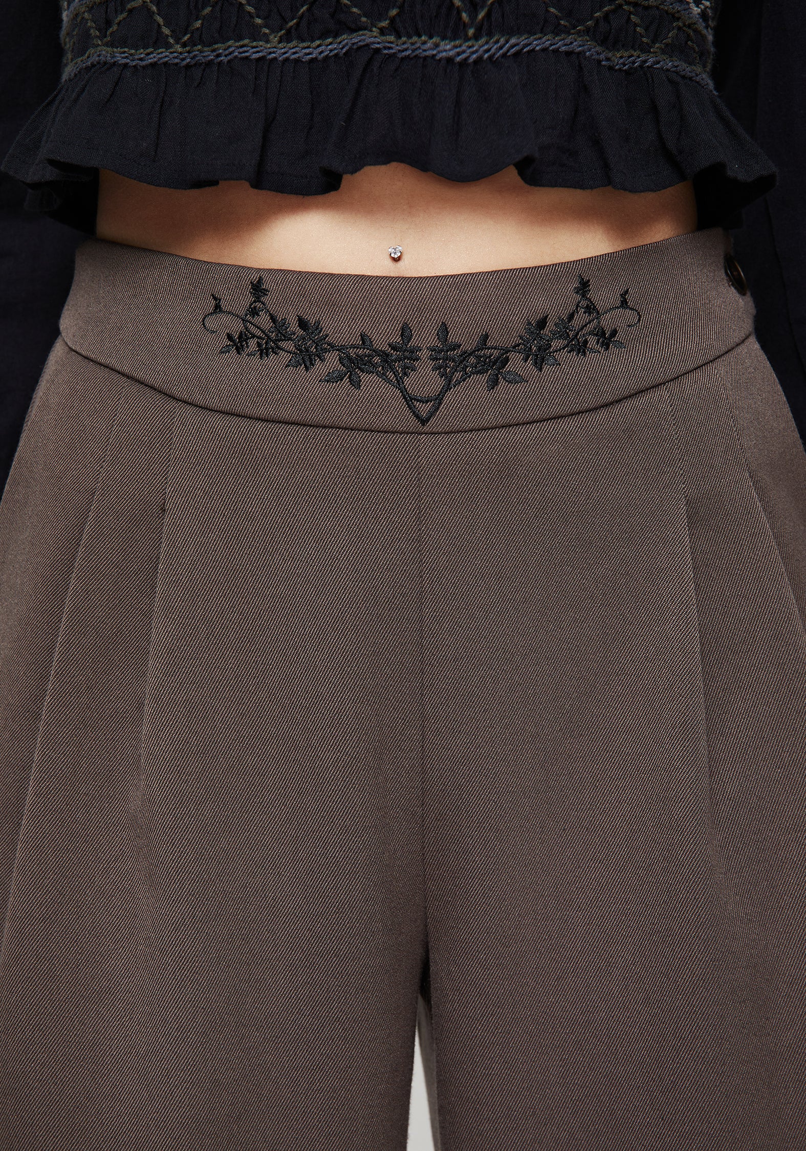 Woodruff Embroidered Balloon Leg Trouser