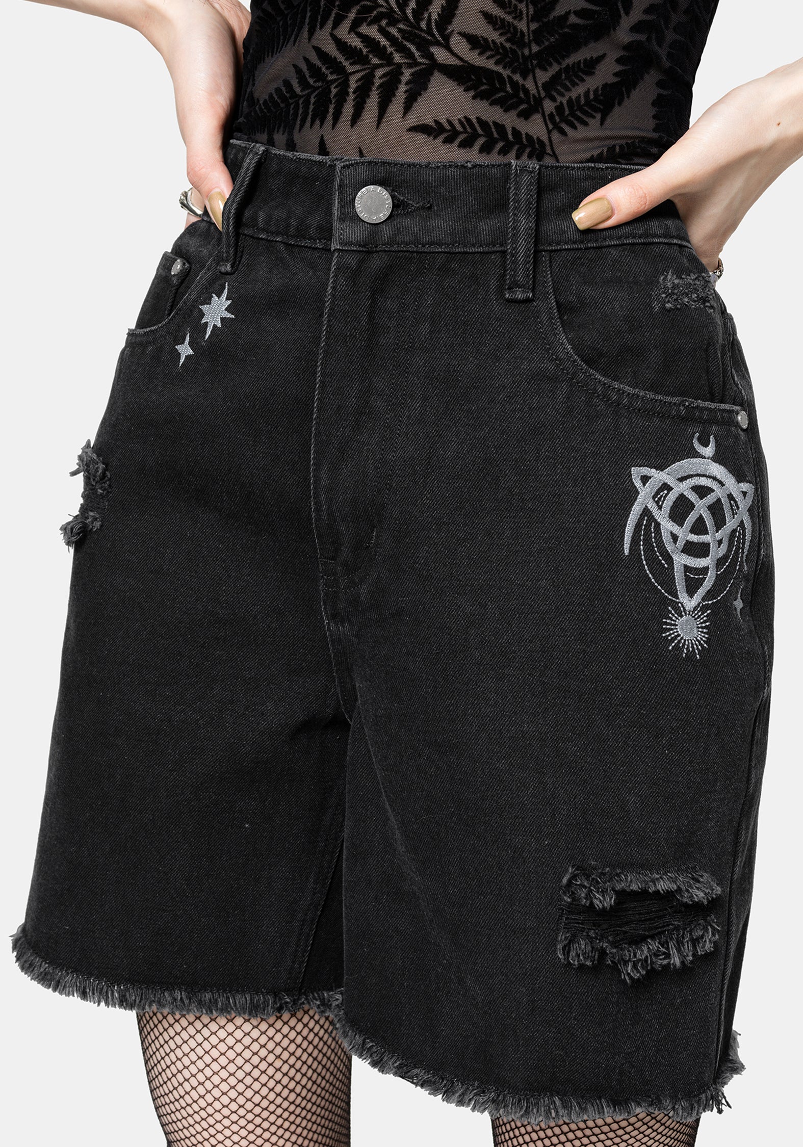 Reina Celestial Embroidered Denim Short 24" / UK 6