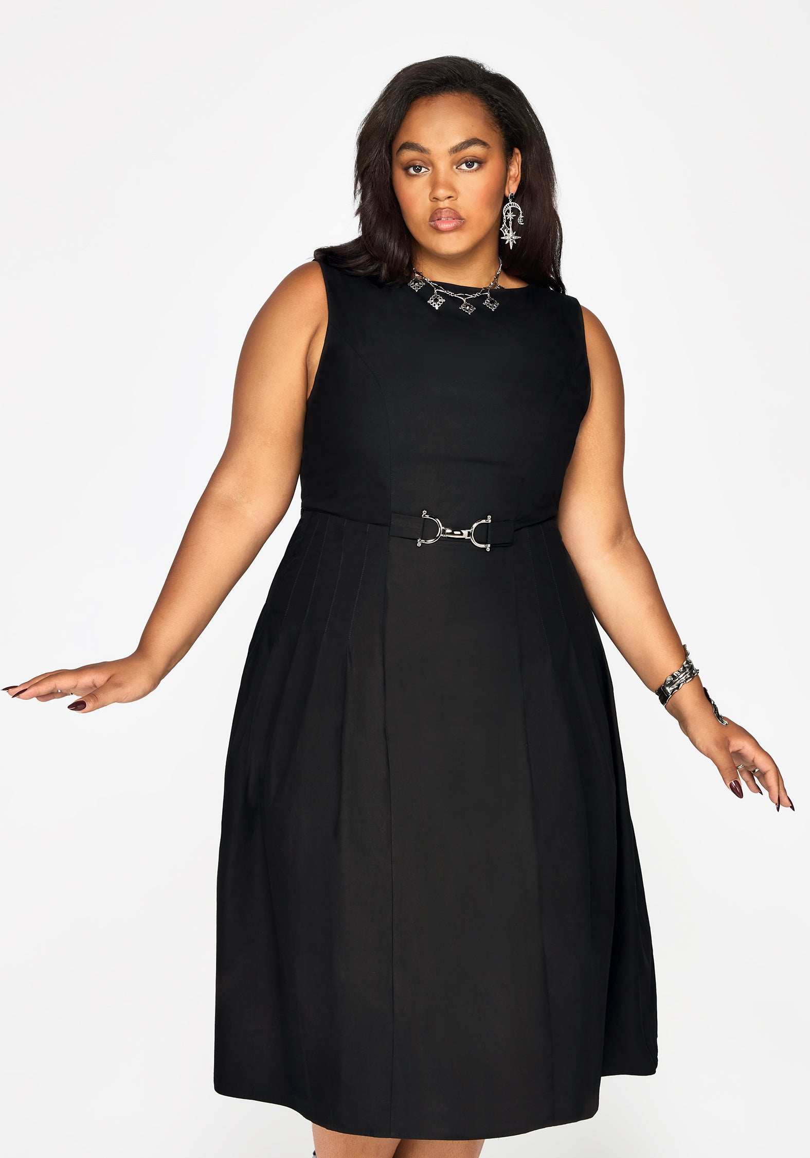 Cissa Buckle Front Pleated Midi Dress