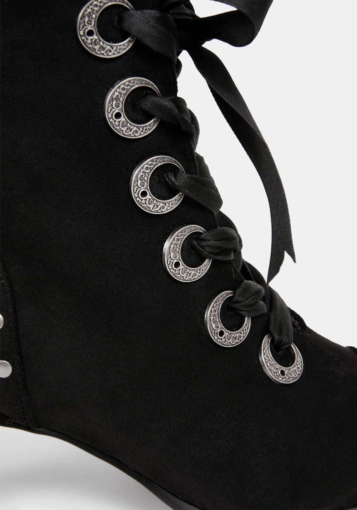 Morvella Pointed Studded Boots UK 6