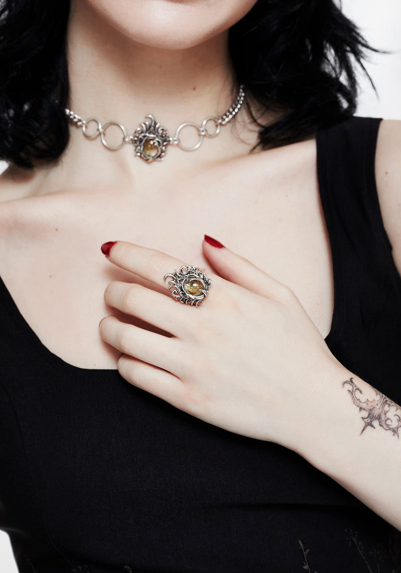 Marte Trapped Flower Ring