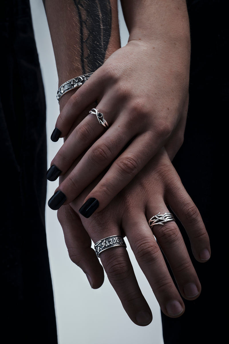 Rosethorn Sterling Silver Band - 9mm
