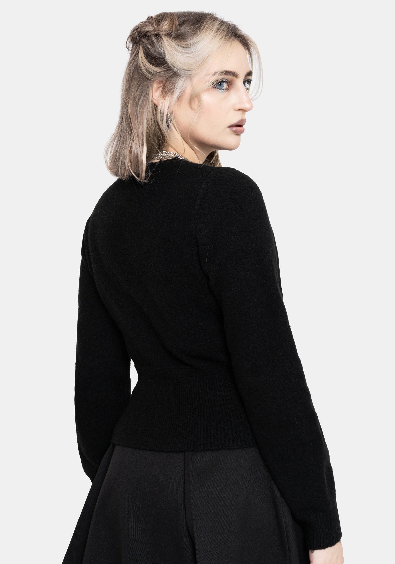 Rime Embroidered V-Neck Fitted Cardigan