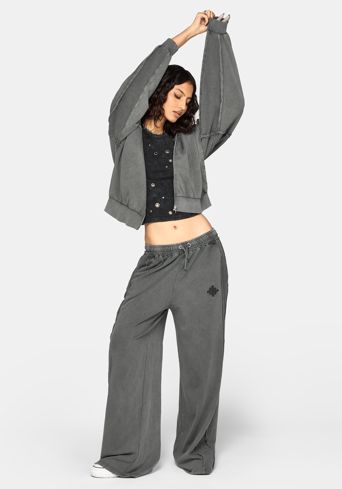 Mio Witches Knot Distressed Seam Hoodie