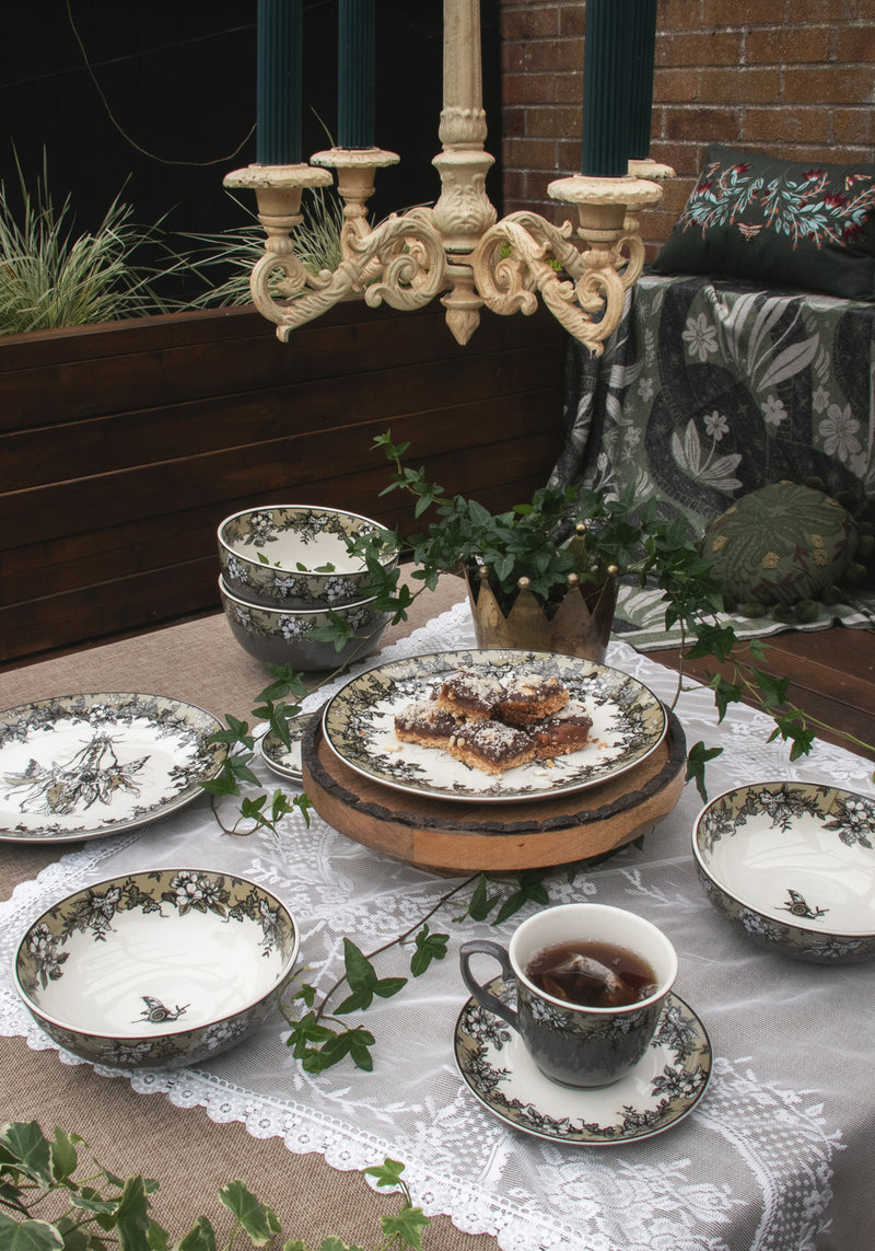 Maypole Dinner Plate (2 Piece Set)