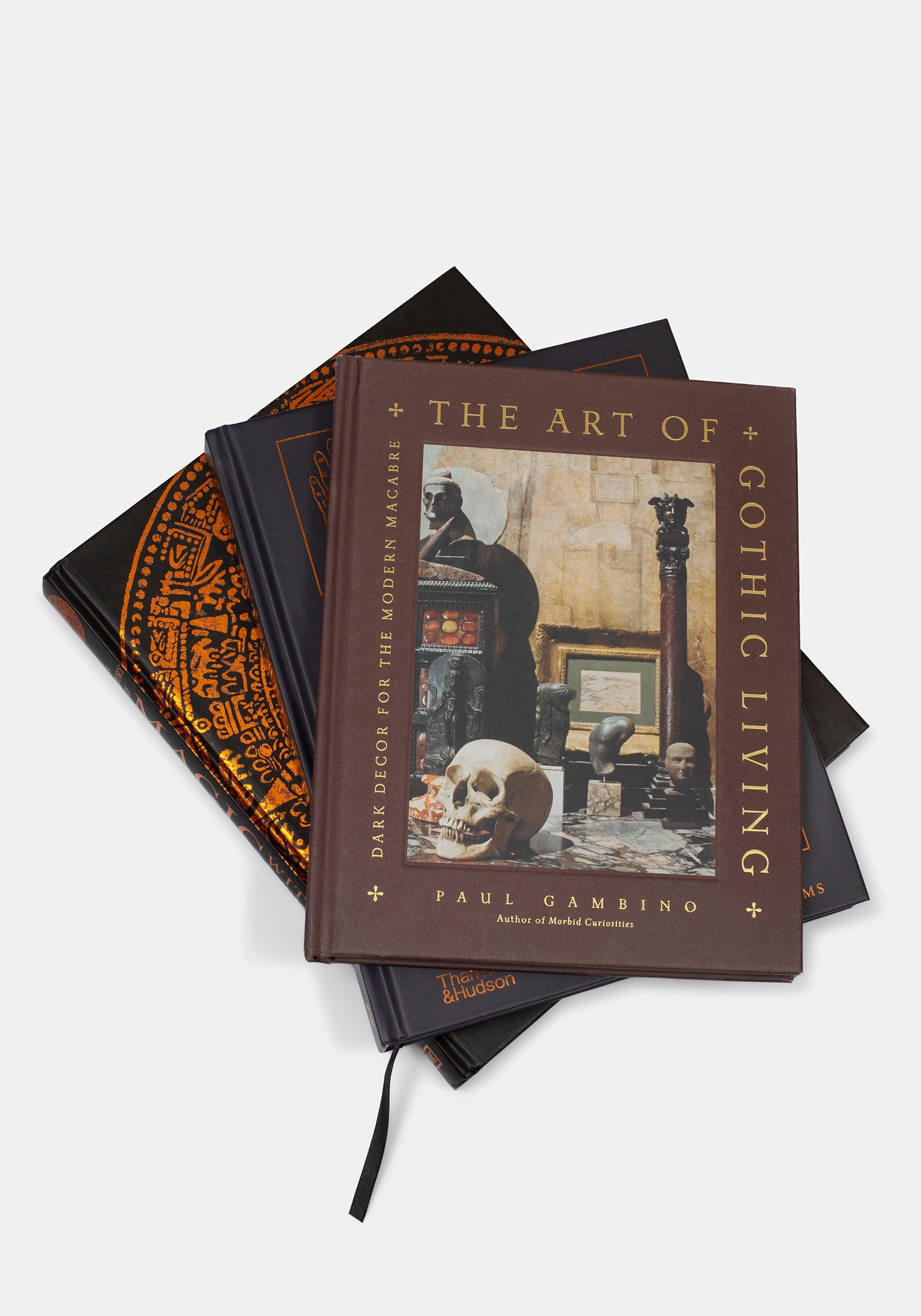The Art of Gothic Living: Dark Decor for Modern Macabre -  Paul Gambino