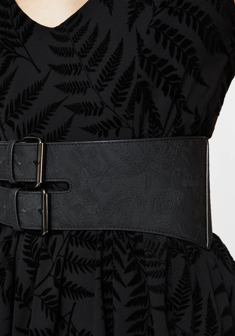 Apricity Paisley Debossed Waist Belt