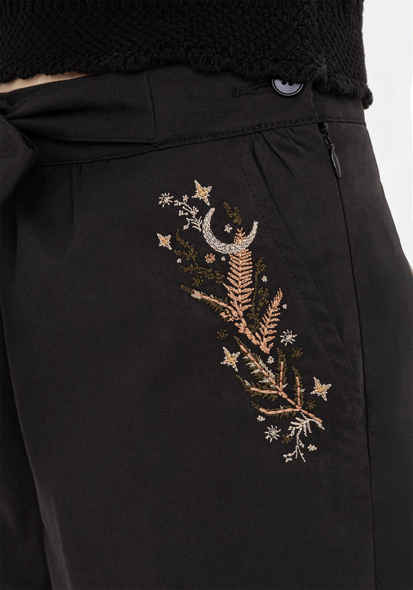 Abellona Embroidered Belted Short