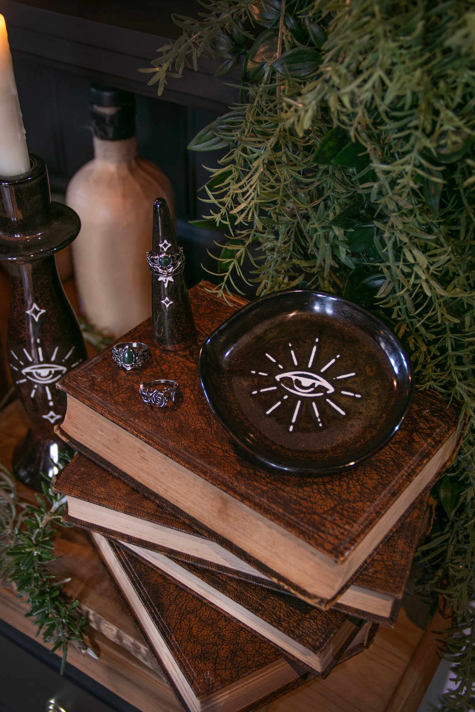 Ura Mystic Eye Trinket Tray and Ring Holder Set (2 Piece Set)