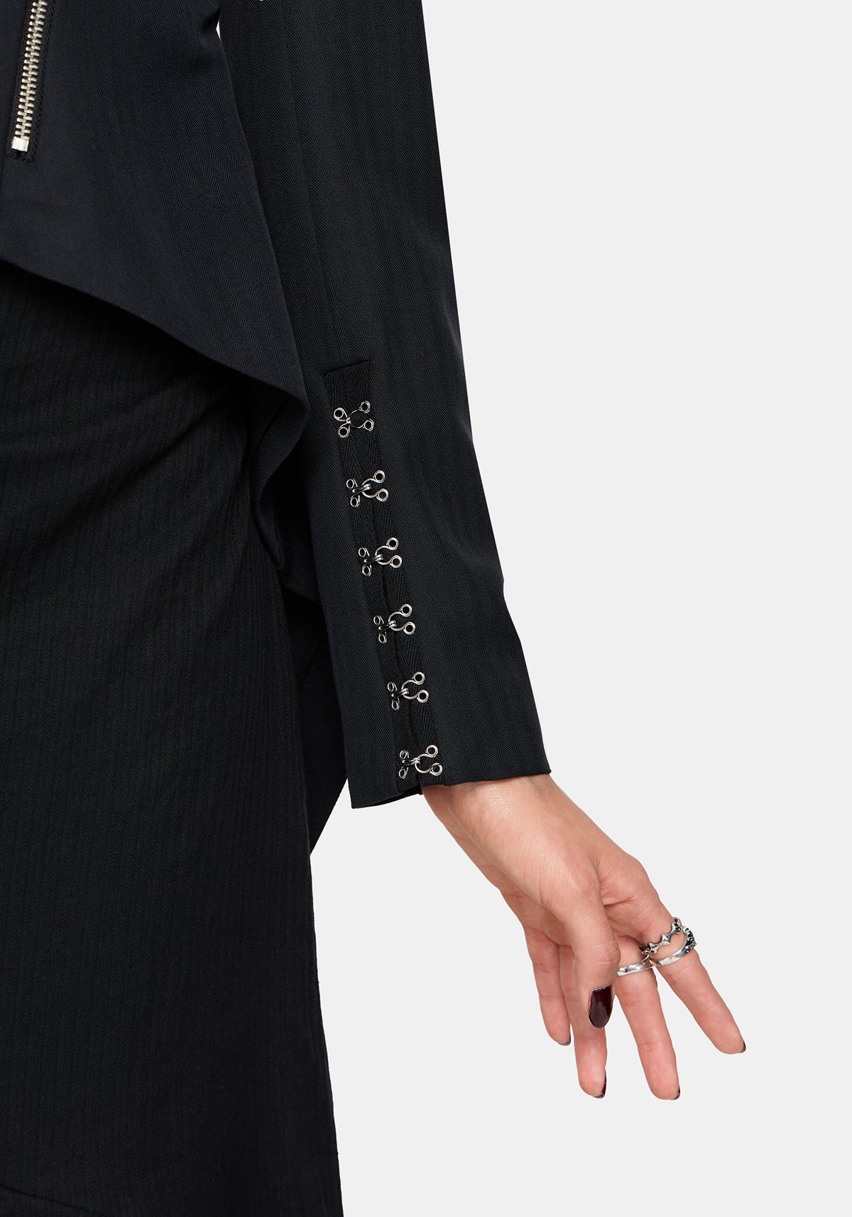 Reina Hook & Eye High Low Blazer