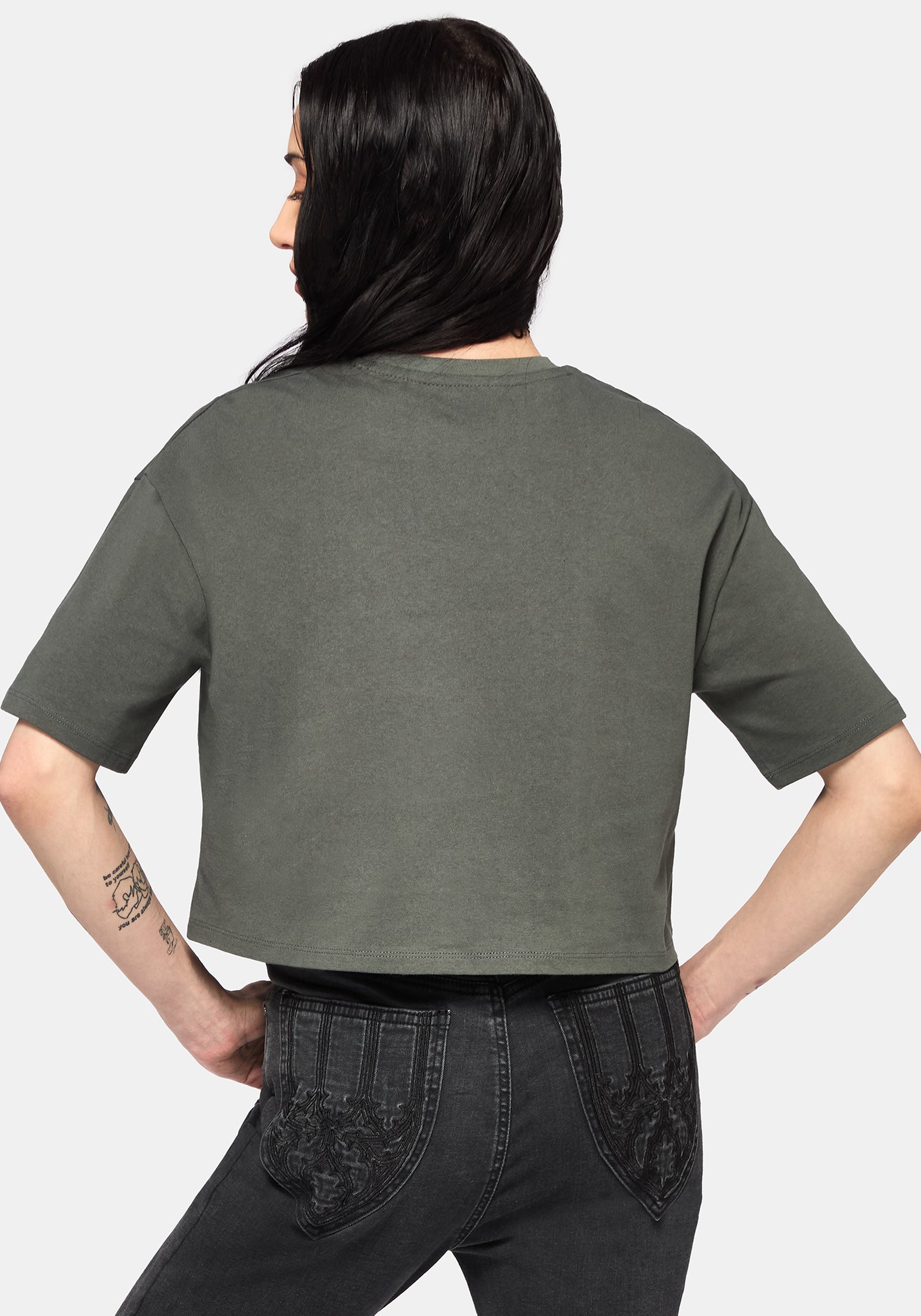 Saski Thorn Boxy Crop T-Shirt
