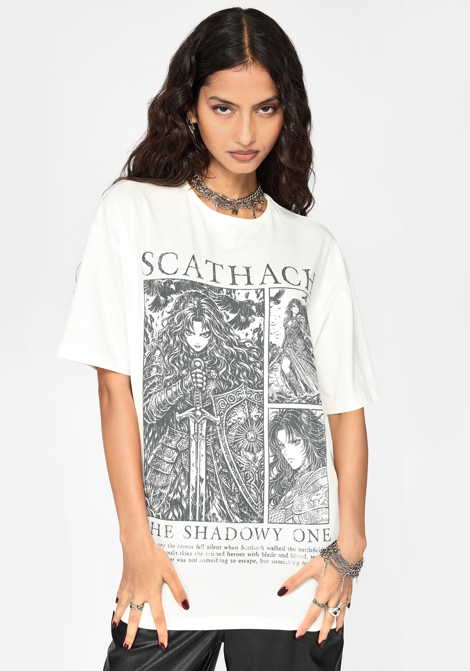 Scáthach Oversized T-Shirt