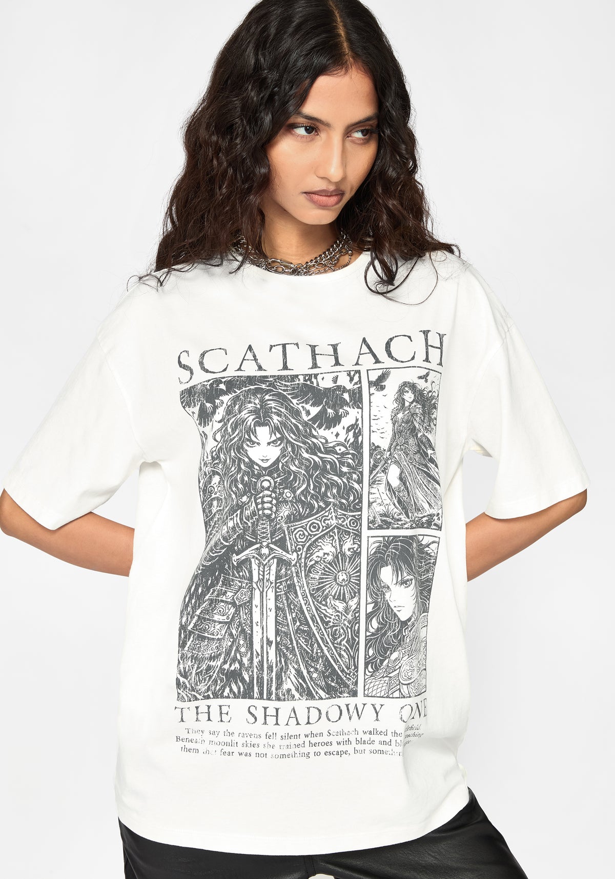 Scáthach Oversized T-Shirt