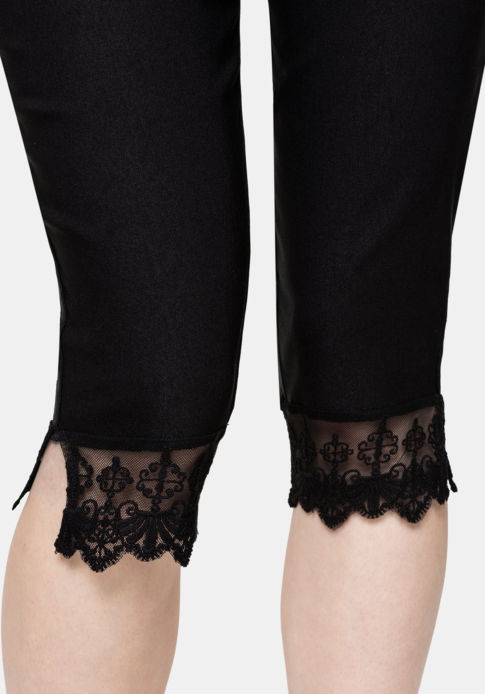 Deva Lace Trim Capri Trouser