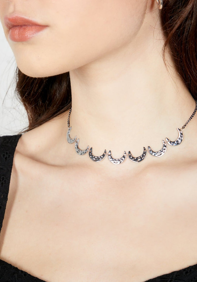 Lona Choker