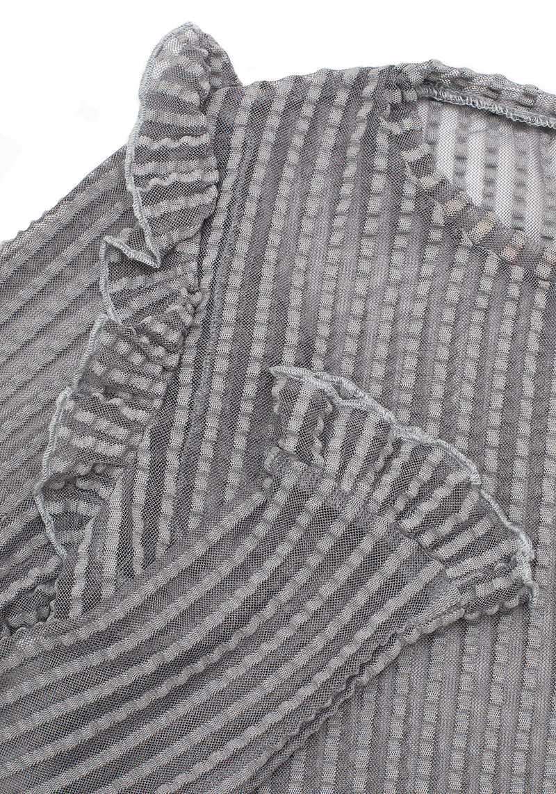 MOURNING RUFFLE TOP GHOST GREY