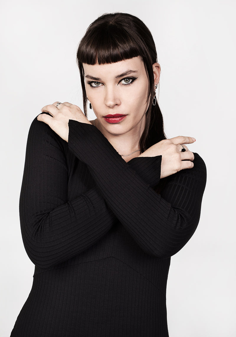 VAMPIRA V-NECK MIDI DRESS